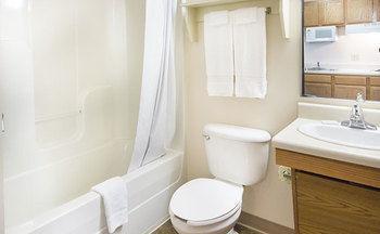 Extended America Select - Salt - West Valley Hotel 2*