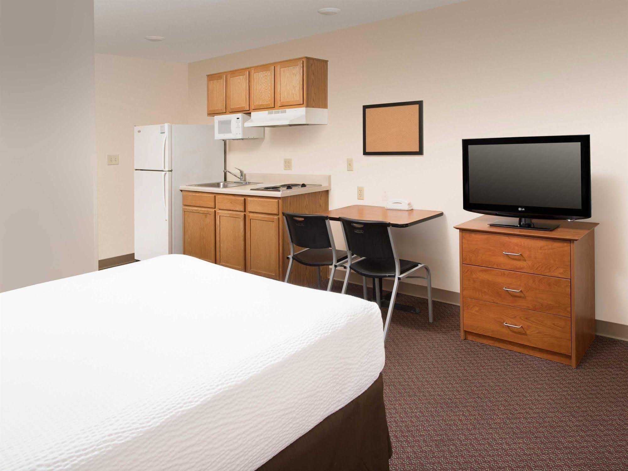 Extended America Select - Salt - West Valley Hotel