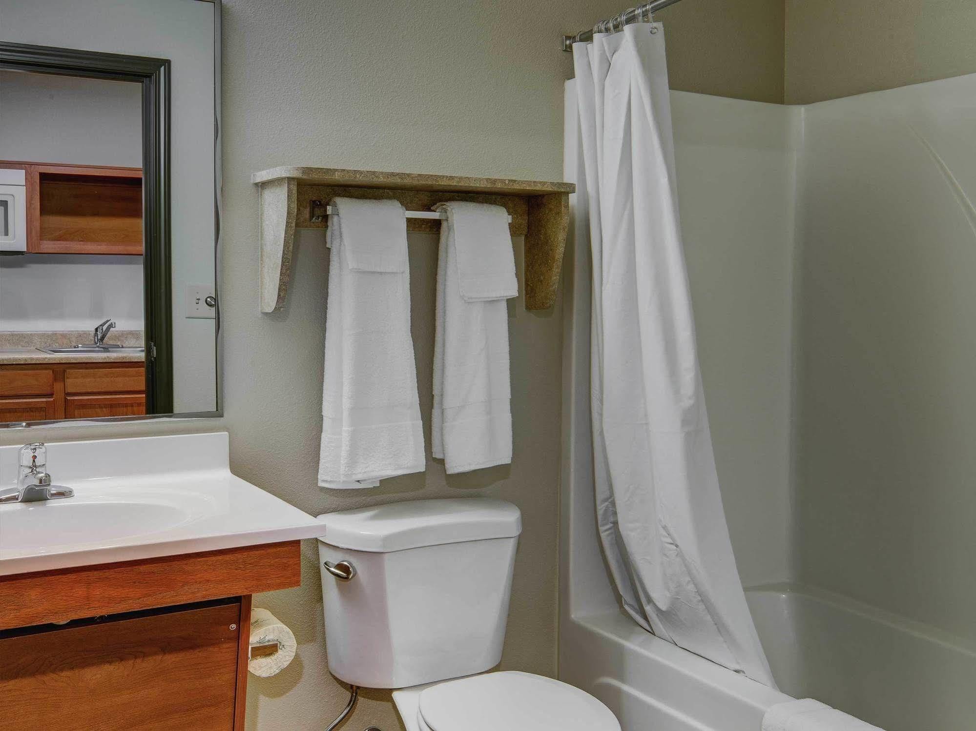 Extended America Select - Salt - West Valley Hotel